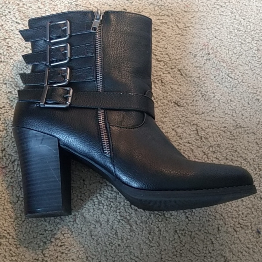 Buckle Punk Style Black short zipper boots